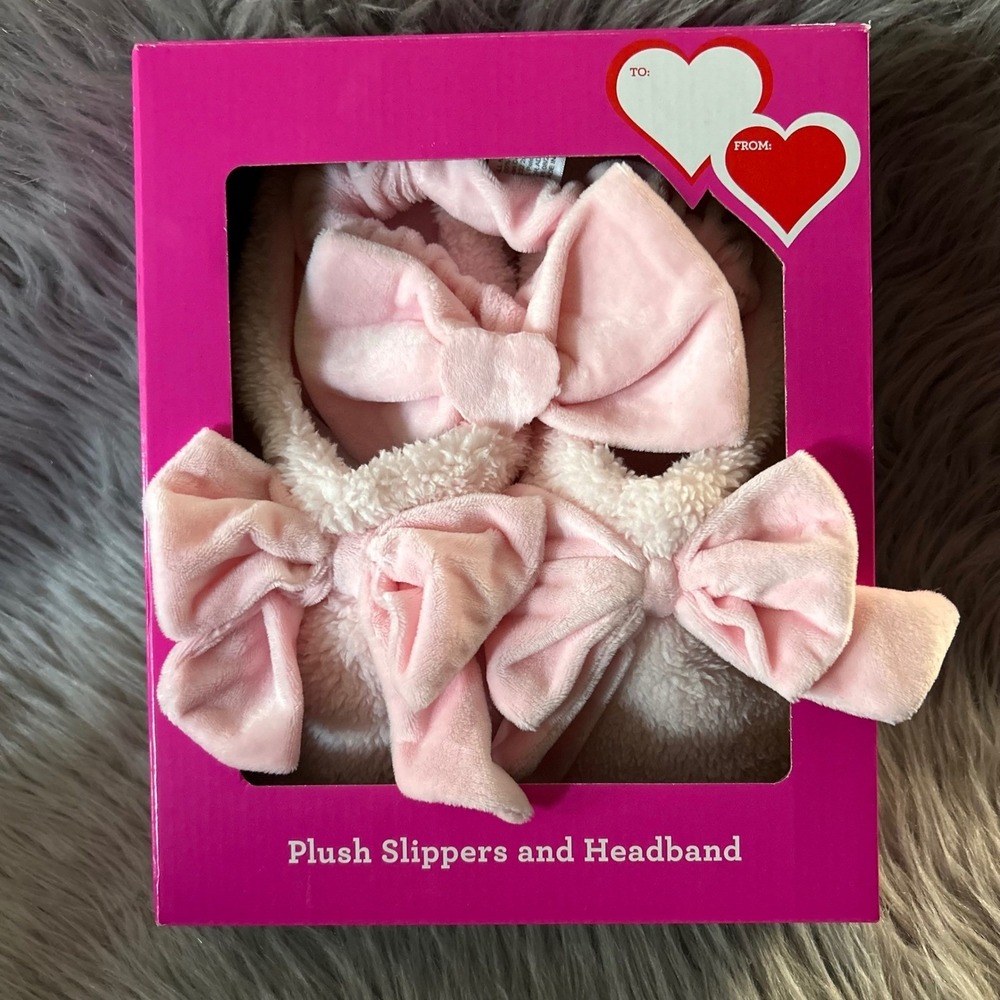 Pink Bow Fuzzy Plush Slippers And Headband Set Womens Size Medium 7-8 Gift Set‎